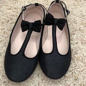 Girls black dress shoes